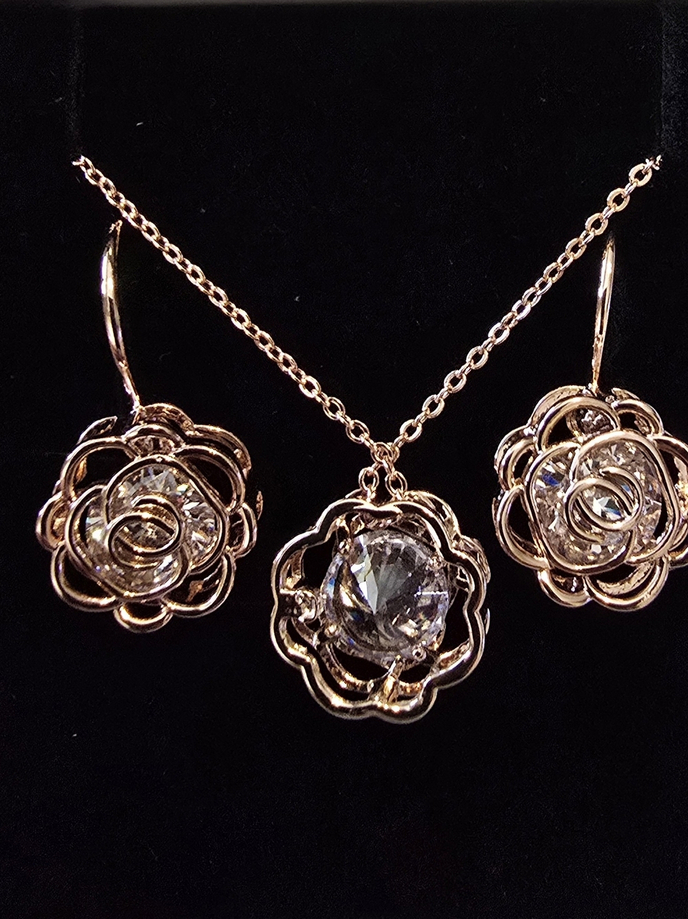 Rose Gold Floral Pendant Necklace and Earring Set - - Picture 4 of 6